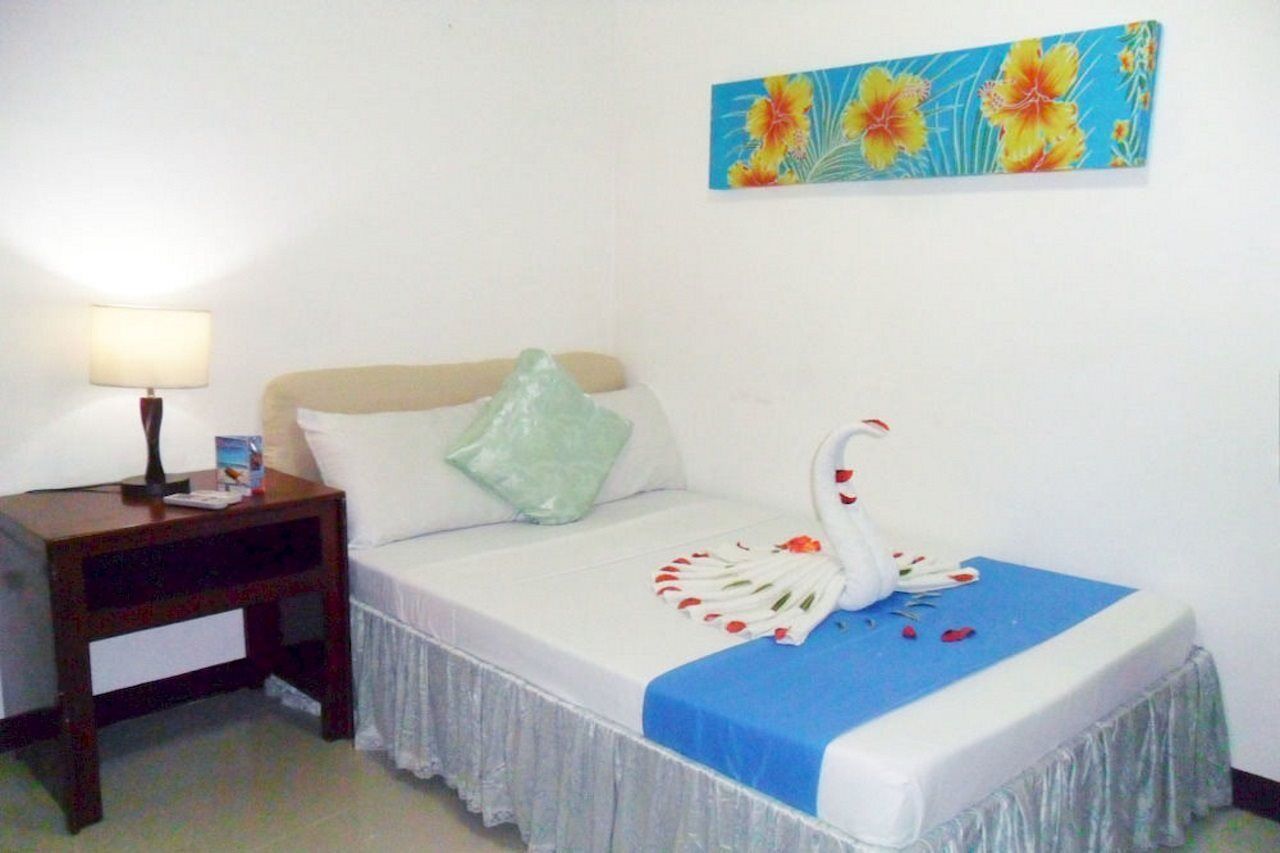 Hotel Romero De Boracay 2*